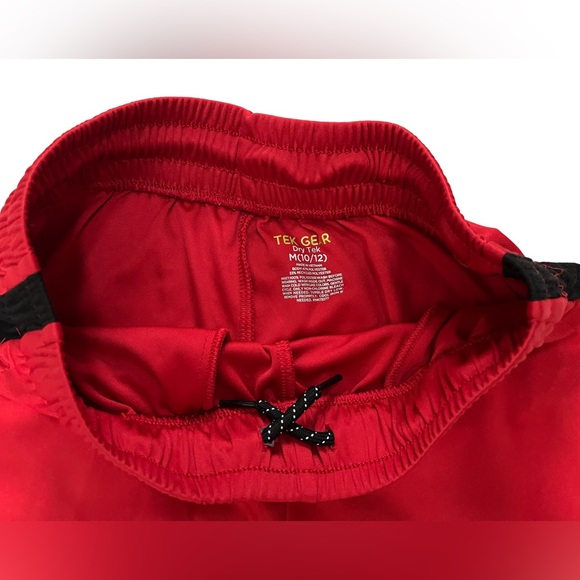 Tek Gear Dry Tek Boys Red Athletic Shorts, Red w/Black Stripes, Size M (10/12) - Picture 3 of 5